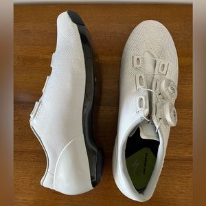 Pro Team Shoes, White, 36, Like New